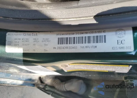 2015 Fiat 500L Lounge z USA, uszkodzony, nr VIN ZFBCFACH8FZ034455